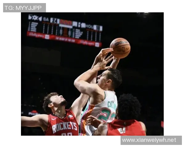 内姆哈德高难度投篮失手麦克德莫特迅速补篮得分展现实力 内姆哈德高难度投篮失手麦克德莫特迅速补篮得分展现实力