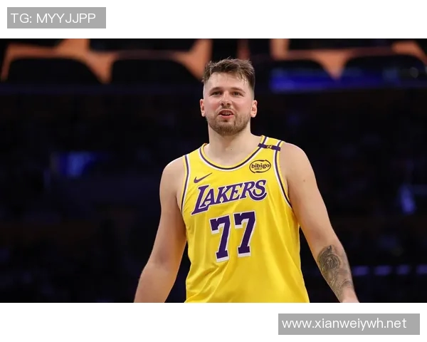 东契奇场均爆砍45+12+8成历史首人,里弗斯建议湖人送走詹姆斯 东契奇场均爆砍45+12+8成历史首人,里弗斯建议湖人送走詹姆斯